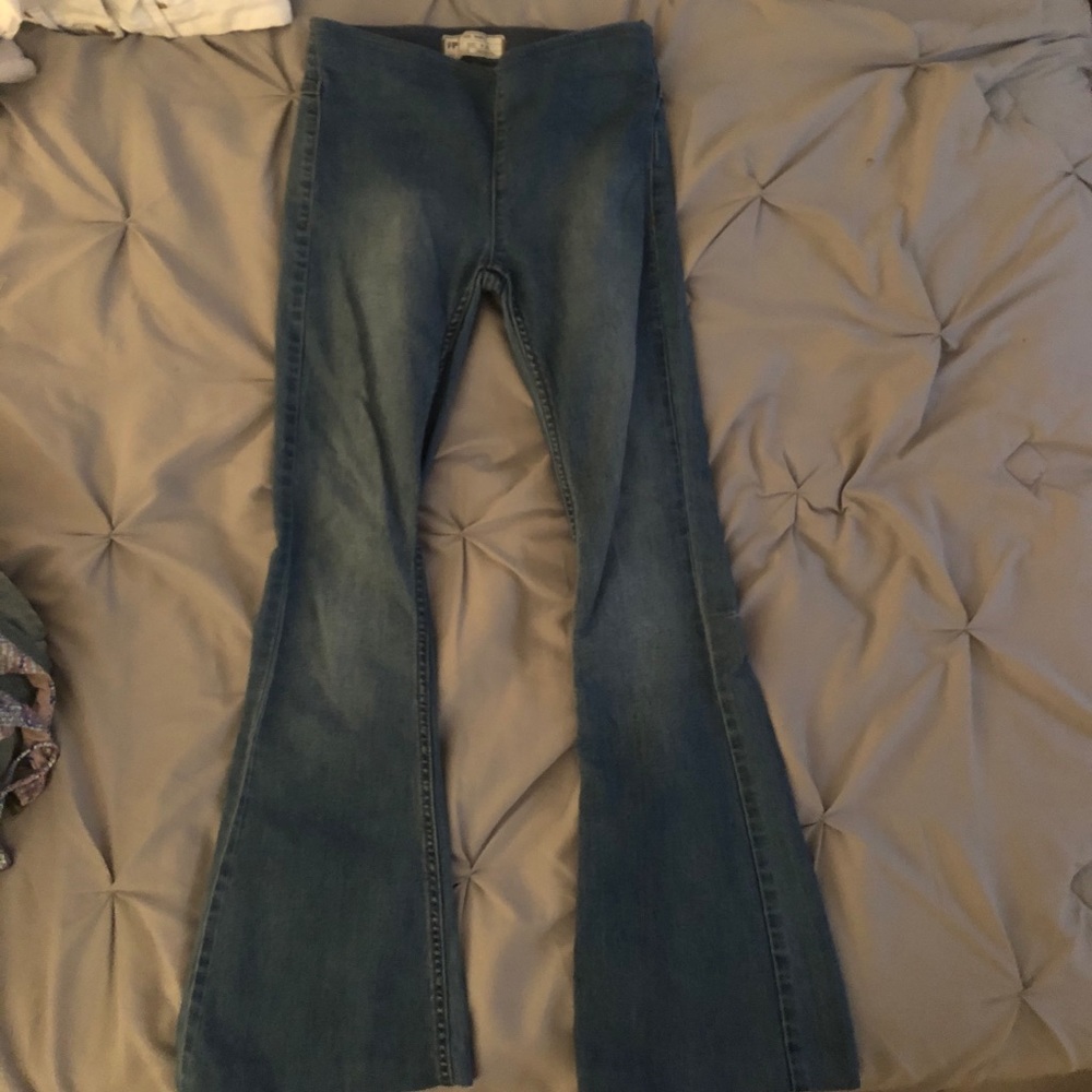 Free people flare jeans😍😍😍NWOT